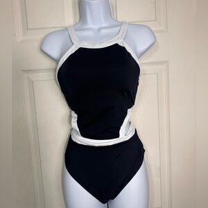 Holipick Women's One‎ Piece Swimsuit Cutout side High Neck swimsuit Size Medium